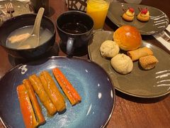 -上海虹桥祥源希尔顿酒店