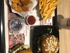 -The Habit Burger Grill 哈比特汉堡(爱琴海店)