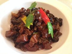 巴楚菇炖羔羊肉-聚宝渔港.五钻酒家(上地店)