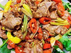 小炒黄牛肉-堂瓦里·传统赣菜(第一街区店)