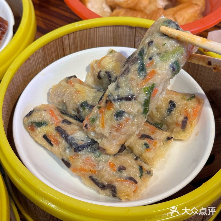 上海。。。巷子里的小店都火成这样了？！