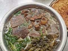 -花溪牛肉粉(八鸽岩店)