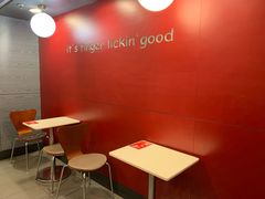 用餐区-肯德基(建外SOHO店)