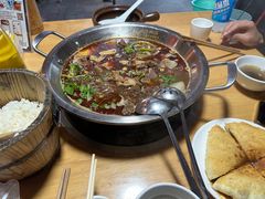 -大众跷脚牛肉馆·非遗传承单位(峨眉山店)