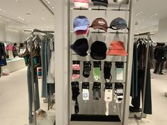 -URBAN REVIVO(济南世茂广场店)