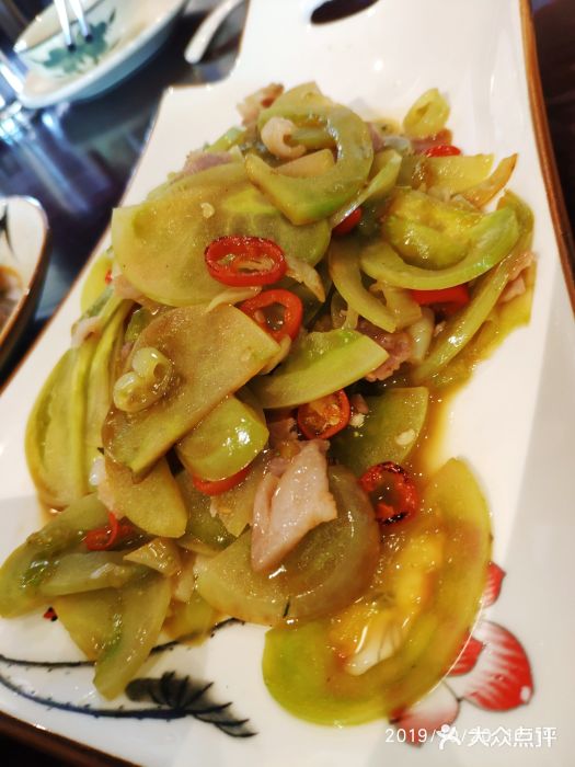 满城风鱼·醉衢州的味道(宋诏桥店)青番茄炒腊肉图片