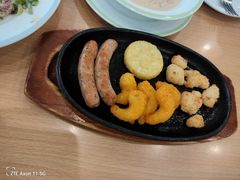 -萨莉亚意式餐厅(东川路店)