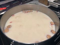 -尚尚仙·酸汤猪手·猪肚鸡火锅(华联万柳购物中心店)