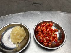 -小辣椒火盆烧烤(温泉南街店)