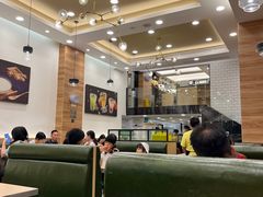 -佰搭果·广式茶餐厅(西华路店)