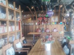 -reading cafe瑞汀咖啡(新华路店)