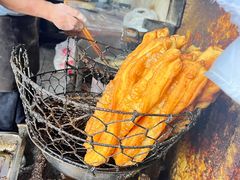 -老字号眼镜子煎包汤包店