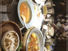 -耶里夏丽·丝路国际新疆菜·清真食品(徐汇南丹东路臻选店)