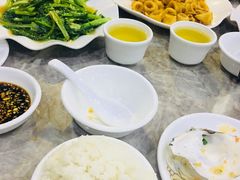 -亚龙湾8号(丁村万人海鲜广场店)