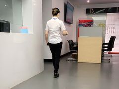 -弘仁宝佳比亚迪4S店(宝山旗舰店)