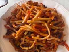 -鑫巴蜀小镇 · 水煮鱼专研店(玉桥店)