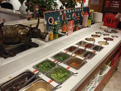 -潮汕三宝鲜牛肉火锅