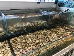 -鸣记脆皮烤鱼·海鲜烤鱼(三八广场店)