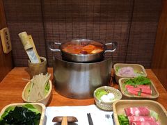 -独食火锅·半米屋台(直营总店)