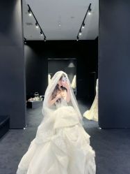-Vera Wang婚纱礼服旗舰店