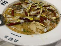 -渔语鱼新川菜Bistro(万象天地店)