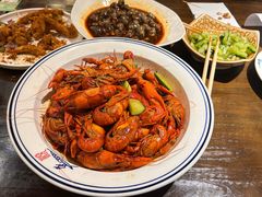 -聚汇三少·龙虾·中餐厅(莫邪路新天地店)
