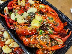 -捌贰虾蟹·江湖菜馆(江汉路店)