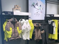 -迪桑特DESCENTE(青岛山东路万象城店)
