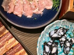 -山川小町·极番烧肉(新地假日广场店)