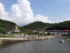 景点-宝天曼峡谷漂流