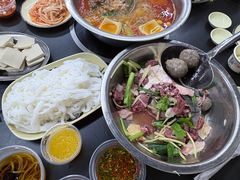 -周良天山牛杂城(天山路总店)