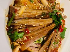 -巴扎美食·新疆菜·西域歌舞表演餐厅(新疆大厦店)