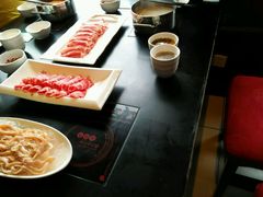 -小天鹅火锅·一线江景洪鼎旗舰店(洪崖洞店)