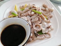 -天桥饭店·特色海鲜(金山嘴渔村店)