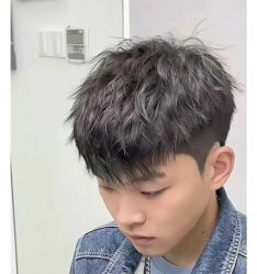 -一家只做男发烫染的店