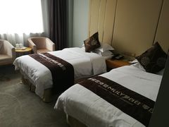 -雍村饭店(西安钟楼大差市地铁站店)