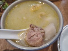 -佬缸炮江湖川菜(玉林店)