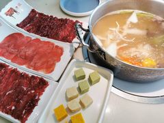 -左庭右院鲜牛肉火锅(浦江欢乐颂店)