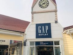 -GAP(王府井奥莱·香江小镇店)