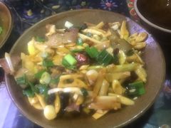 春笋腊肉-苗湘食府(十年店)