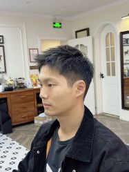 -理昂男士理发店 Barber shop