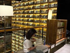 -半山书局(新世纪商城店)