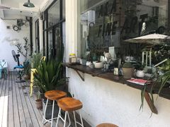 -怪兽咖啡 Monster Cafe