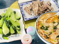 -撒拉人家.酸菜牦牛肉火锅