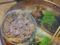 -洱火云南酸菜牛肉火锅(石景山当代商城店)