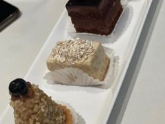 -COVA(平安金融中心店)