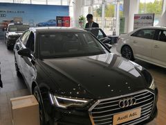 -上海冠松华奥奥迪4S店(张江店)