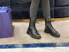 -STUART WEITZMAN(静安嘉里中心店)