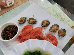 -范饭椰林川湘味海鲜·椰子鸡(三亚湾椰梦长廊店)