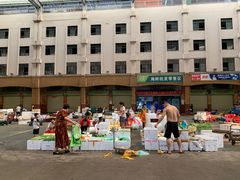 -三亚新鸿港水果一级批发市场
